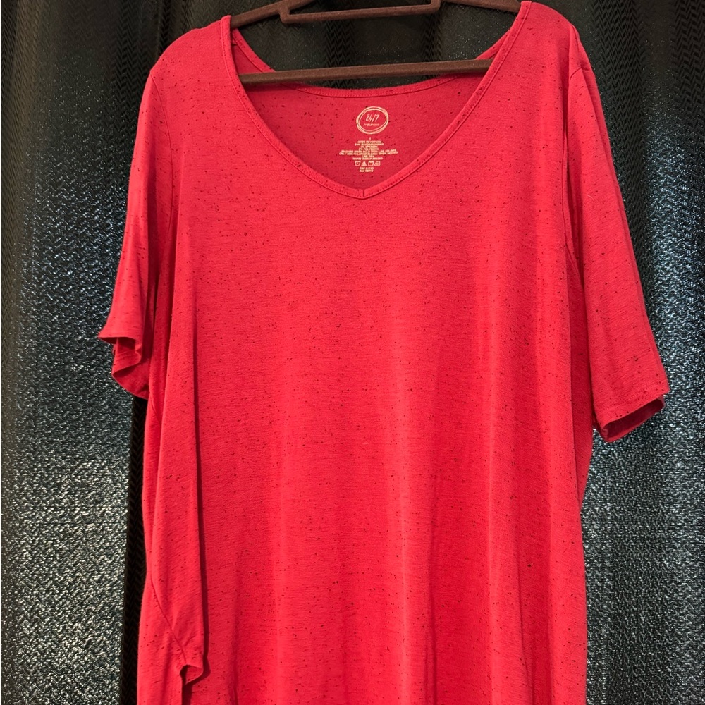 Pink speckled 24/7 Maurice’s top! 1X